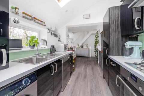14 Westfield Road, Surbiton, KT6 4EL