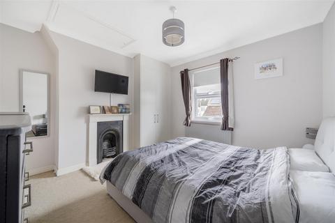 14 Westfield Road, Surbiton, KT6 4EL