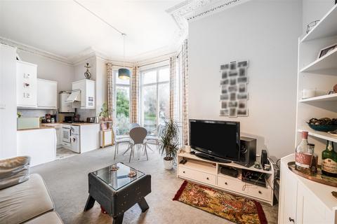 Studio for sale, Surbiton Hill Park, Surbiton