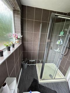 1 bedroom in a house share to rent, HOUSE SHARE- Room Let- Tall Elms Close, Bromley, BR2 0TT