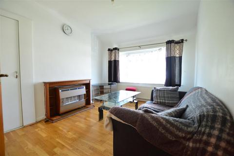 2 bedroom maisonette for sale, Lancaster Avenue, Slough