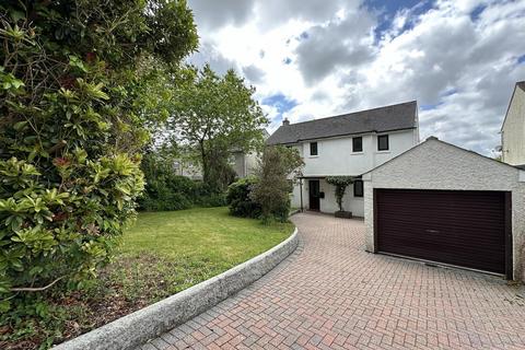 3 bedroom detached house for sale, Eastbourne Close, St. Austell
