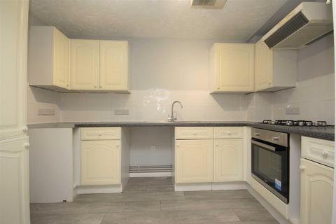2 bedroom flat to rent, Gibson Court, Bishopsfield, Harlow