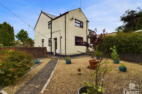 2 bedroom end of terrace house for sale, Forest Road, Cinderford