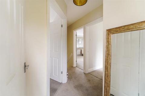 2 bedroom maisonette for sale, Fir Tree Road, Epsom Downs