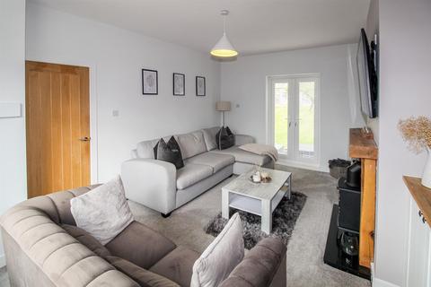 4 Aysgarth Drive, Wakefield, WF2 8BD