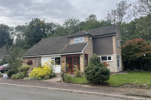 3 bedroom detached house for sale, Angus Close, Thurnby