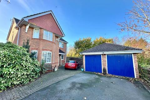 36 Dixon Road, Northampton, NN2 8XE