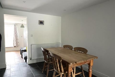 67 Alexandra Road, St Austell, PL25 4QW