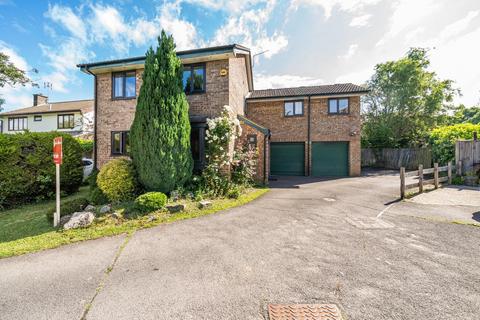 4 bedroom detached house for sale, Balmoral Close, North Millers Dale, Chandler's Ford