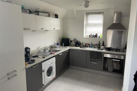 1 bedroom flat to rent, 5-9, Southcote Road