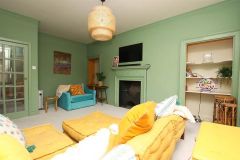 1 bedroom flat to rent, 10 Alfred Street, Bath BA1