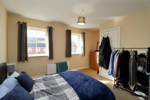 2 bedroom townhouse to rent, Cornelius Walk, Market Weighton