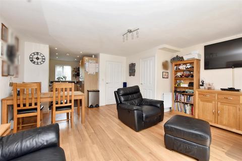 3 bedroom terraced house for sale, Weavers Close, Eastbourne