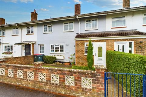 3 bedroom terraced house for sale, Sycamore Close, Langley Green RH11