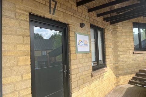 Office to rent, Stratford Road, Milton Keynes MK12