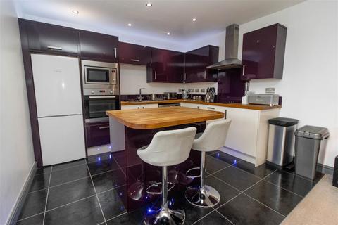 4 bedroom link detached house for sale, Cheviot View, Whitley Bay