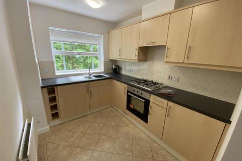 2 bedroom flat to rent, Fenwick Close, Backworth, Newcastle Upon Tyne