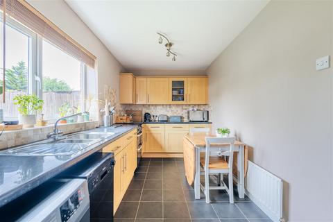 3 bedroom semi-detached house for sale, Minehead Road, Knowle