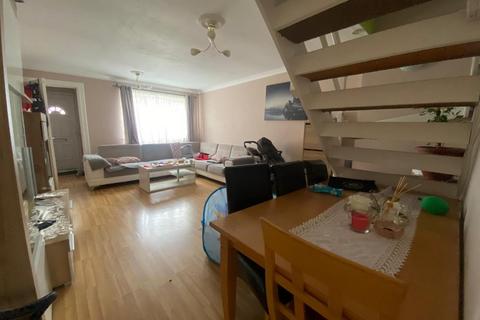 2 bedroom house for sale, Wardell Close, London