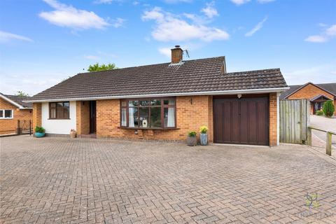 4 bedroom detached bungalow for sale, Merrybrook, Evesham WR11