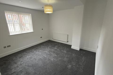 2 bedroom apartment to rent, Holbache House, Oswestry