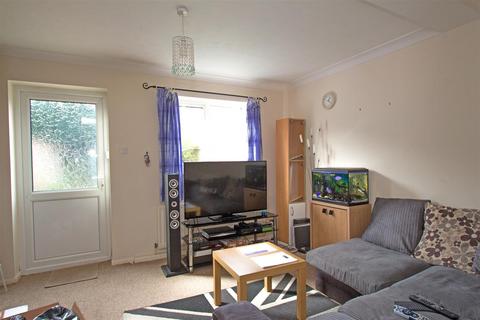 2 bedroom end of terrace house to rent, Beech Grove, Stamford