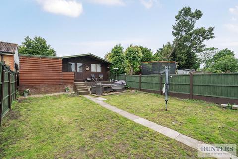 4 bedroom semi-detached house for sale, Osborne Road, Belvedere, Kent, DA17 5NR