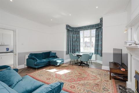 3 bedroom house for sale, Melbury Gardens, West Wimbledon, SW20