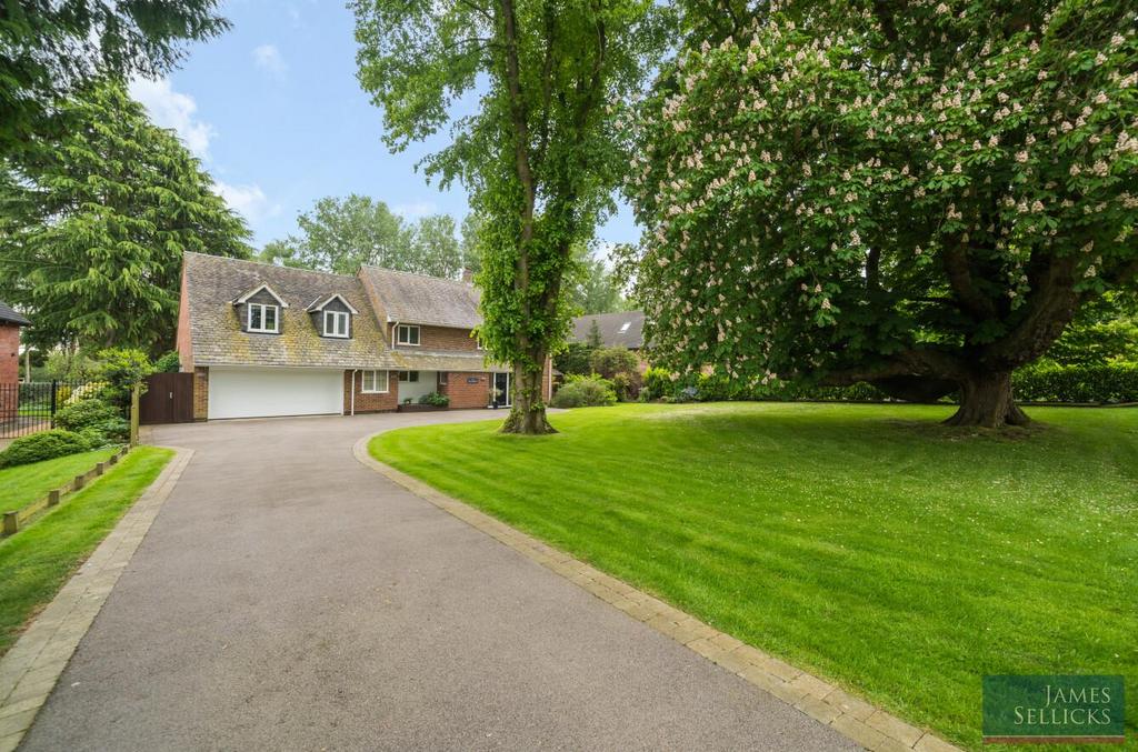 The Woodlands, Market Harborough 5 bed detached house for sale £1,450,000