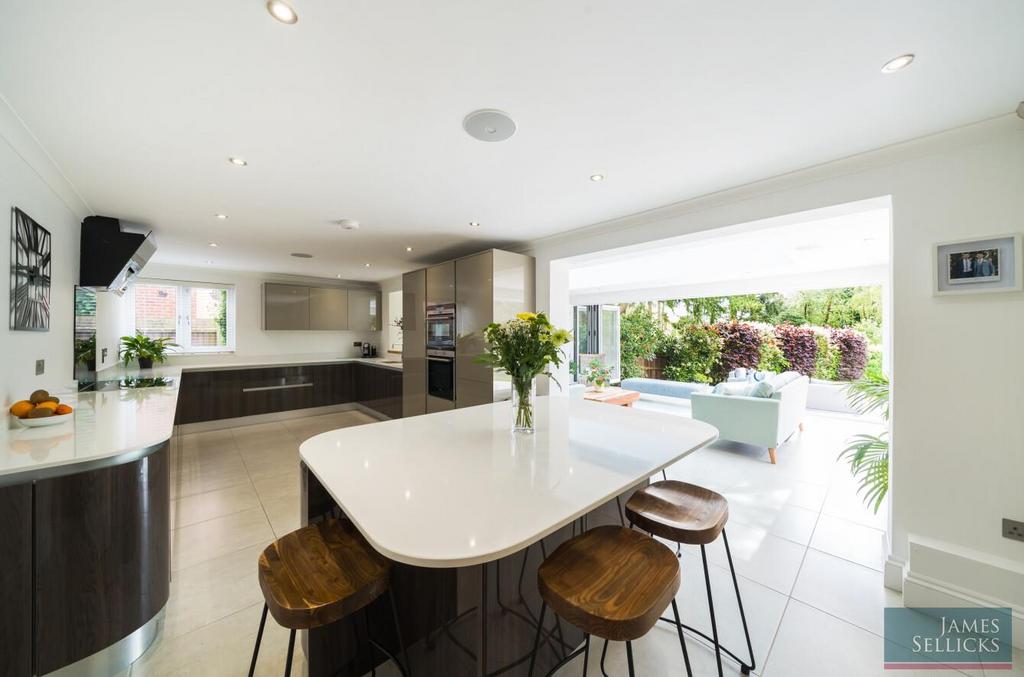 Open plan living kitchen