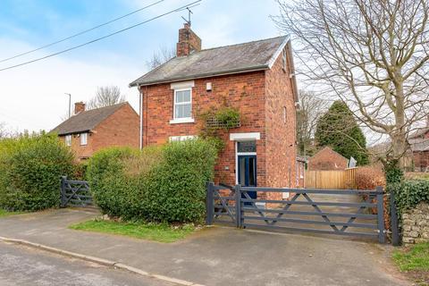 3 bedroom detached house for sale, Garth End Road, West Ayton, Scarborough