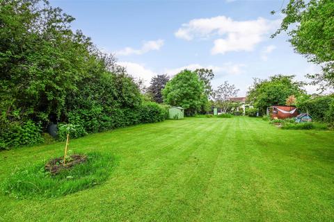 4 bedroom detached house for sale, Downview Road, Barnham