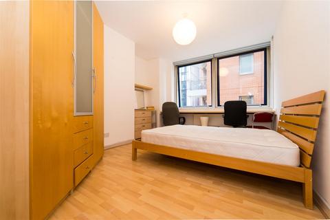 2 bedroom apartment to rent, Princess House City Centre