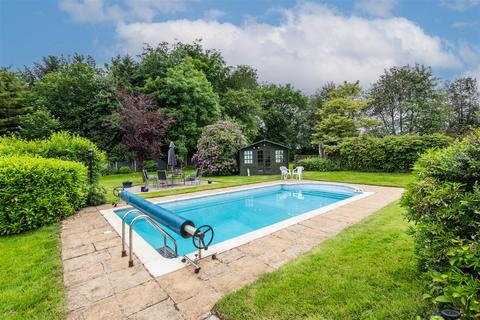 Four Winds Hockley Road, Hatton, Warwick, CV35 7HQ