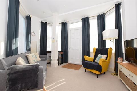 1 bedroom end of terrace house to rent, Manor Road, Hastings