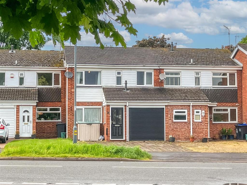 Deansway, Woodloes Park, Warwick 3 bed terraced house for sale £300,000