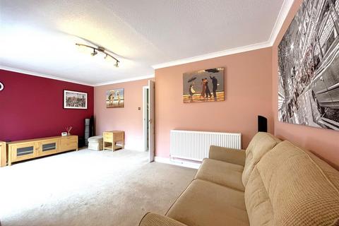 66 Deansway, Warwick, CV34 5DE