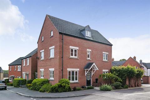 4 bedroom detached house for sale, Dowse Road, Devizes