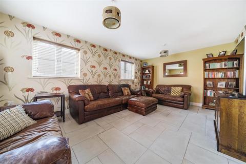 4 bedroom detached house for sale, Dowse Road, Devizes