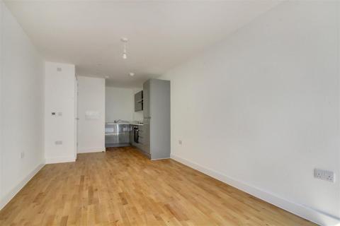 1 bedroom flat to rent, Boston House, Stevenage