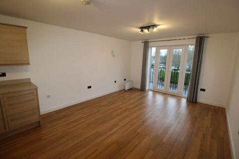 2 bedroom apartment to rent, Marshall Crescent, Stourbridge