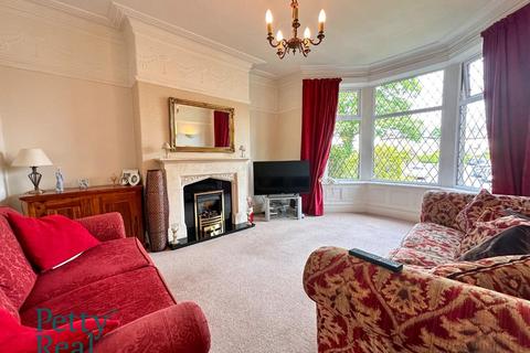 4 bedroom terraced house for sale, Springbank, Barrowford, Nelson