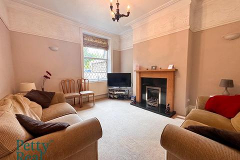 4 bedroom terraced house for sale, Springbank, Barrowford, Nelson