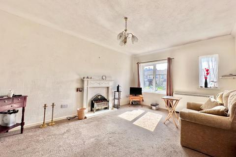 2 bedroom flat for sale, Albion Court, Burnley