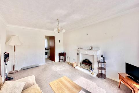 2 bedroom flat for sale, Albion Court, Burnley