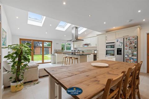 95 Babbacombe Road, Styvechale, Coventry, CV3 5NZ