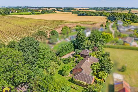 4 bedroom detached bungalow for sale, Giffords Lane, Haultwick, Nr. Ware