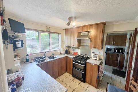 3 bedroom detached house for sale, Booker Avenue, Bradwell Common MK13