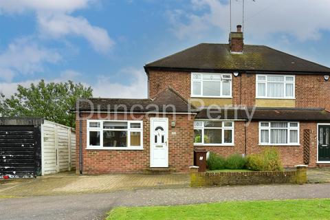 3 bedroom semi-detached house for sale, Wroxham Gardens, Potters Bar EN6